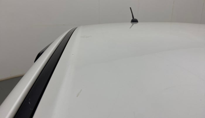 2019 Toyota Glanza V, Petrol, Manual, 64,625 km, Roof - Slightly dented