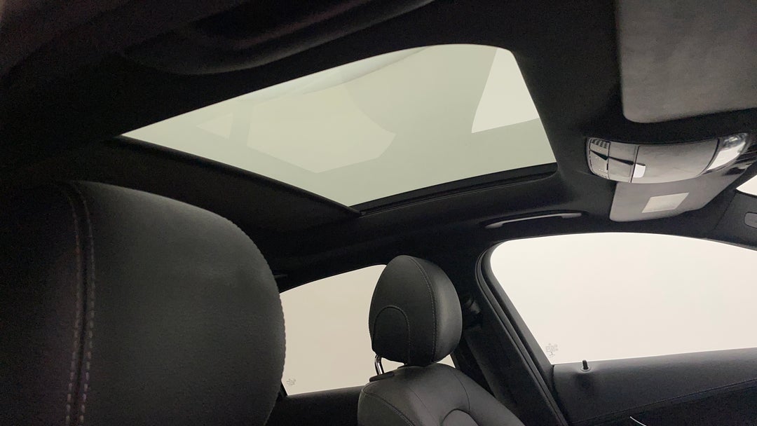 Interior Sunroof/Moonroof