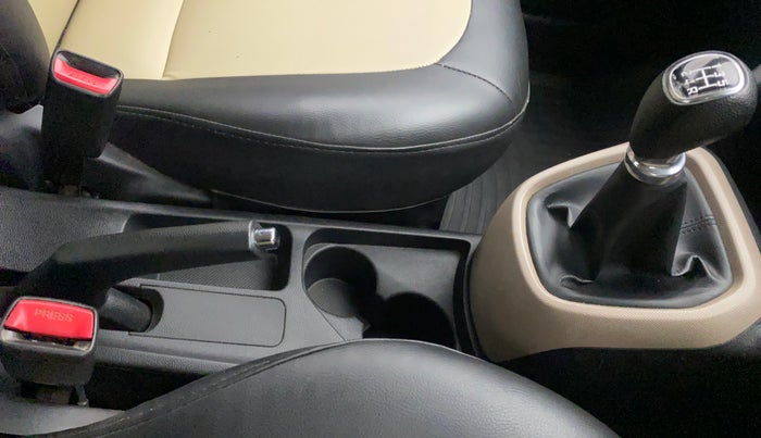 2015 Hyundai Grand i10 SPORTZ 1.2 KAPPA VTVT, Petrol, Manual, 47,048 km, Gear Lever