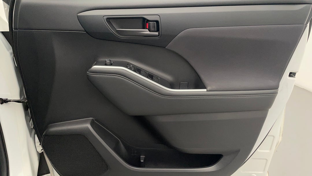 2021 Toyota Kluger Gx (4x4), Automatic, 48918 km, Speaker View