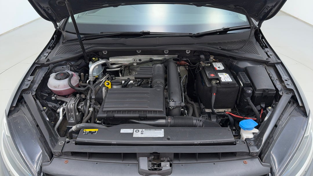 Open Bonnet (Engine)