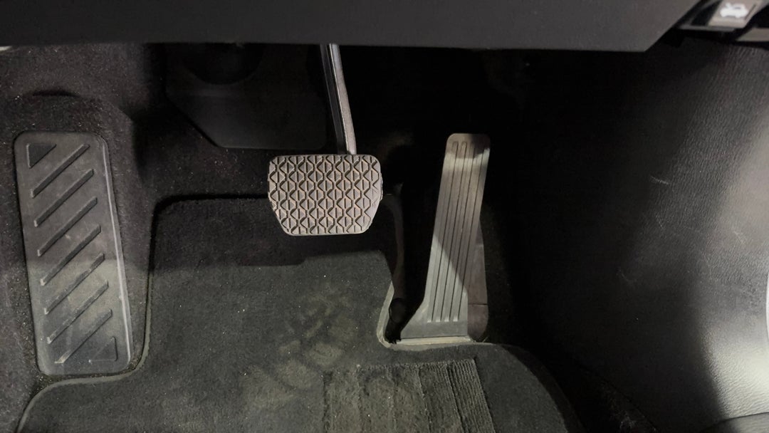 2022 Mazda CX-9 Touring (fwd), Automatic, 60622 km, Pedals and Footmat