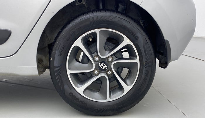 2017 Hyundai Grand i10 SPORTZ (O) 1.2 AT VTVT, Petrol, Automatic, 55,549 km, Left Rear Wheel