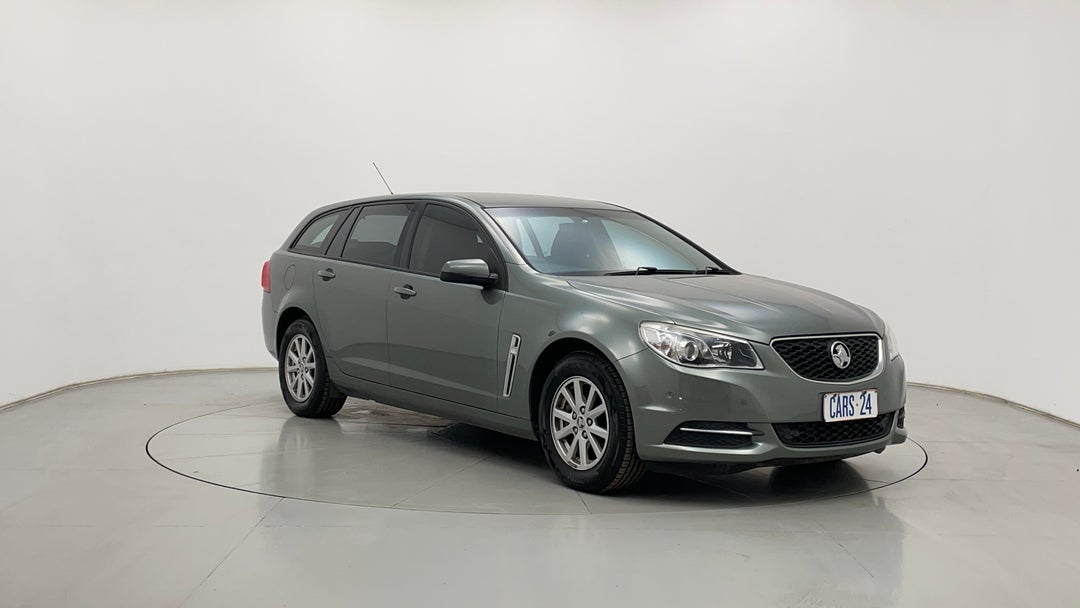 2016 Holden Commodore Evoke, Automatic, 160362 km, Right Front Diagonal (45- Degree) View