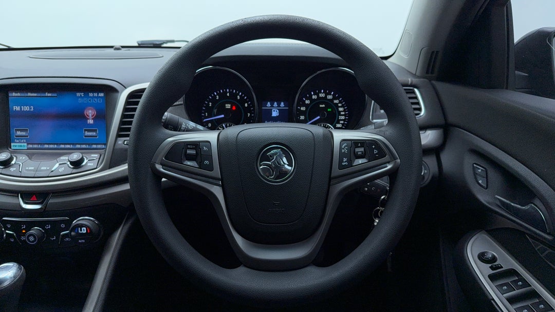 2016 Holden Commodore Evoke, Automatic, 160362 km, Steering Wheel Close-up