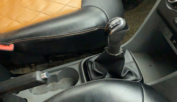 2018 Tata Tigor Buzz PETROL, CNG, Manual, 81,675 km, Gear lever - Boot cover slightly torn