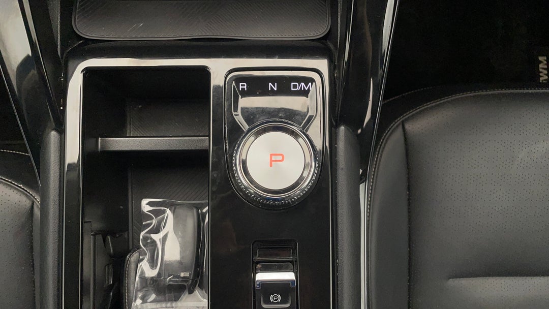 2022 GWM Haval H6 Ultra, Automatic, 29305 km, Gear Lever 