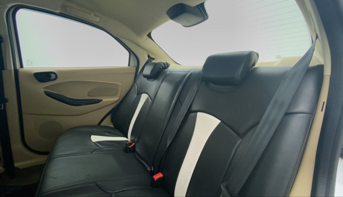 2017 Ford Figo Aspire 1.2 TITANIUM PETROL, Petrol, Manual, 18,542 km, Right Side Rear Door Cabin