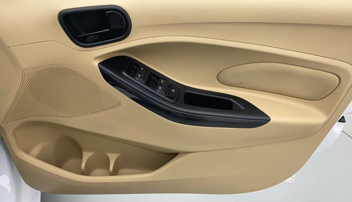 2017 Ford Figo Aspire 1.2 TITANIUM PETROL, Petrol, Manual, 18,542 km, Driver Side Door Panels Control