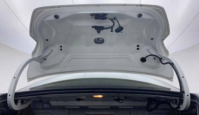 2017 Ford Figo Aspire 1.2 TITANIUM PETROL, Petrol, Manual, 18,542 km, Boot Door Open