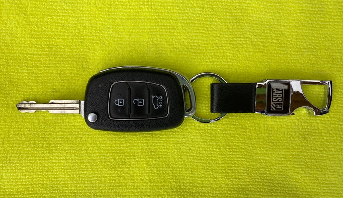 2016 Hyundai i20 Active 1.2 S, Petrol, Manual, 54,989 km, Key Close Up