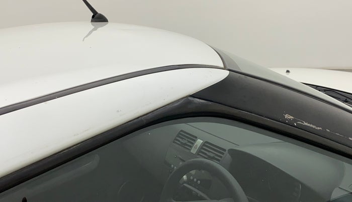 2010 Maruti Swift Dzire VXI, Petrol, Manual, 69,975 km, Right A pillar - Slightly dented