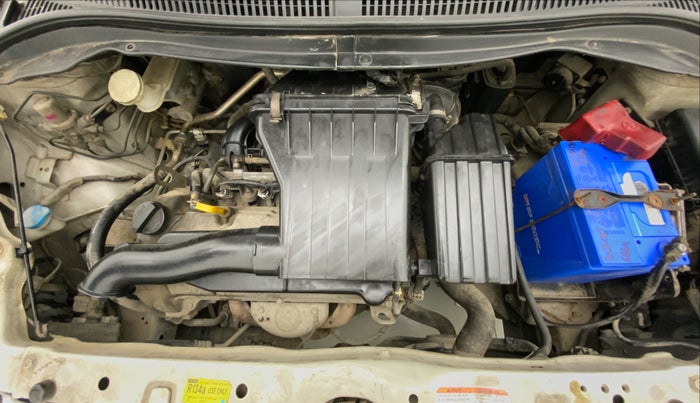 2010 Maruti Swift Dzire VXI, Petrol, Manual, 69,975 km, Open Bonet