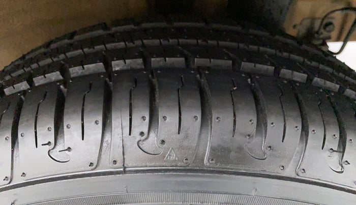 2015 Hyundai Grand i10 SPORTZ 1.2 KAPPA VTVT, Petrol, Manual, 47,026 km, Left Rear Tyre Tread