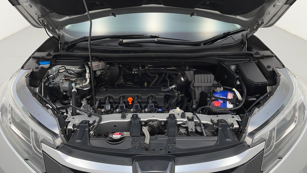 Open Bonnet (Engine)