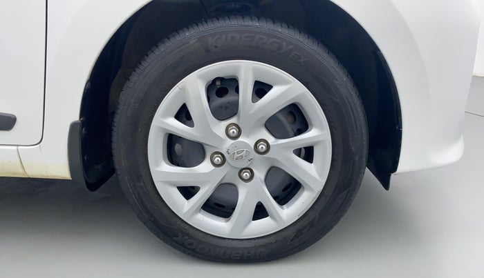 2019 Hyundai Grand i10 1.2 KAPPA SPORTZ (O), Petrol, Manual, 26,269 km, Right Front Wheel