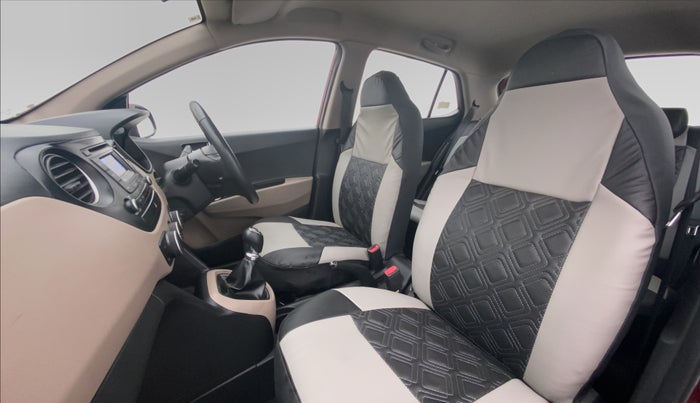 2016 Hyundai Grand i10 ASTA 1.2 (O) VTVT, Petrol, Manual, 47,372 km, Right Side Front Door Cabin View