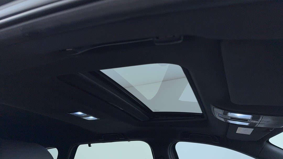 Interior Sunroof/Moonroof