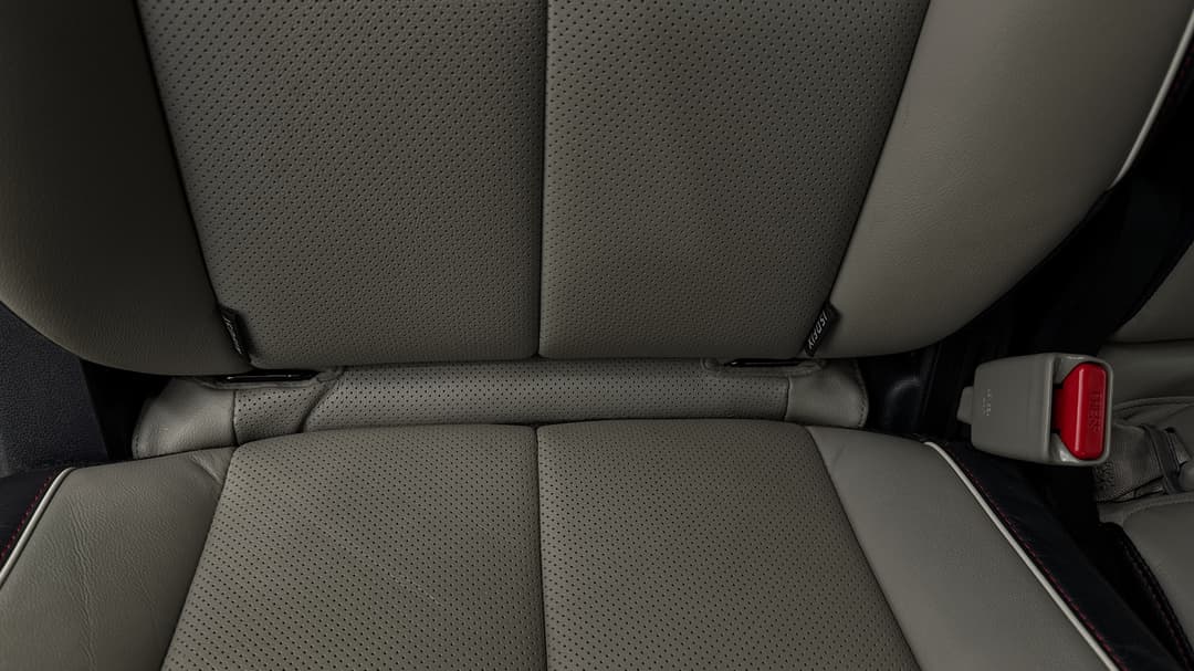 2018 Kia Carnival Platinum, Automatic, 83992 km, Child Seat Anchor Points
