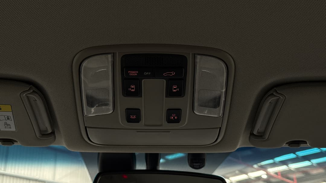 2018 Kia Carnival Platinum, Automatic, 83992 km, On-Roof Controls/Sunglass holder