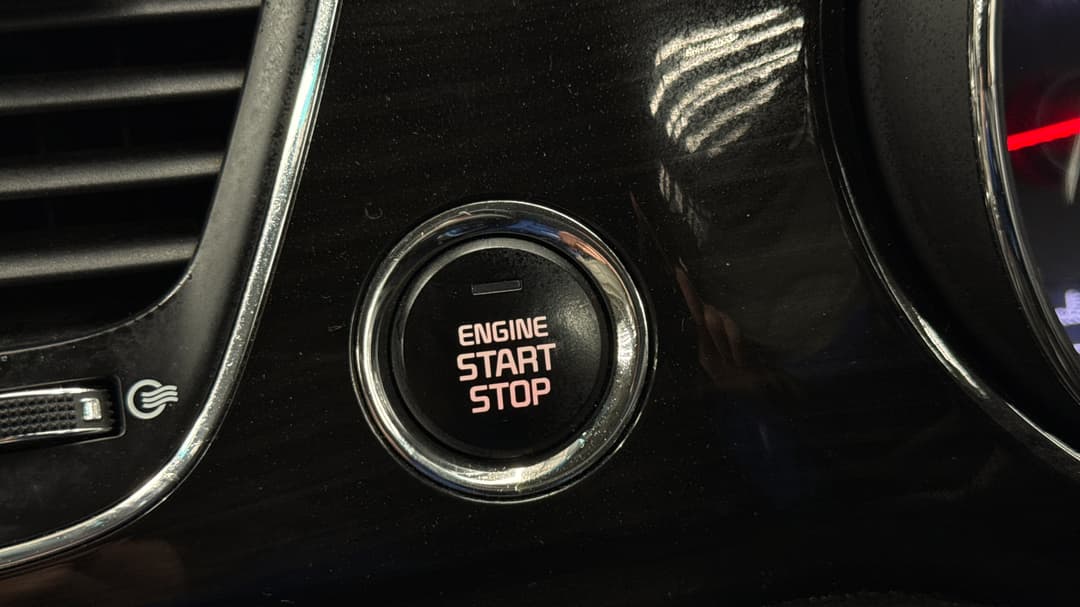 2018 Kia Carnival Platinum, Automatic, 83992 km, Keyless / Button Start