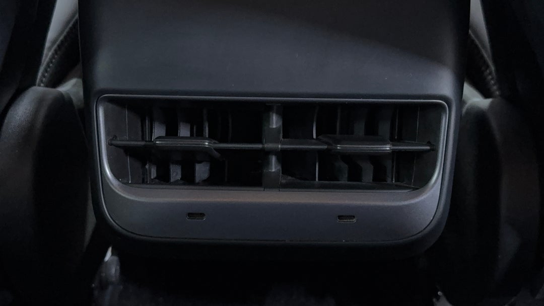 2021 Tesla Model 3 Standard Range Plus Rwd, Automatic, 69921 km, Rear A/C Vent