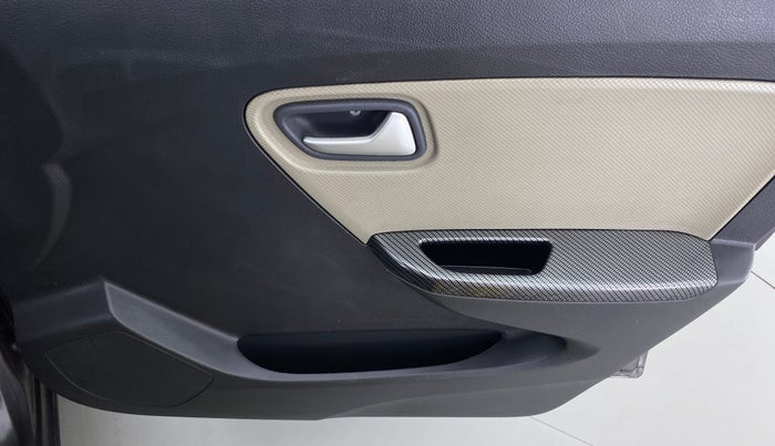2015 Maruti Alto K10 VXI P, Petrol, Manual, 46,419 km, Driver Side Door Panels Control
