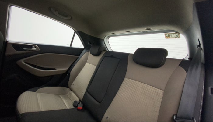 2019 Hyundai Elite i20 ASTA 1.2 (O), Petrol, Manual, 28,630 km, Right Side Rear Door Cabin