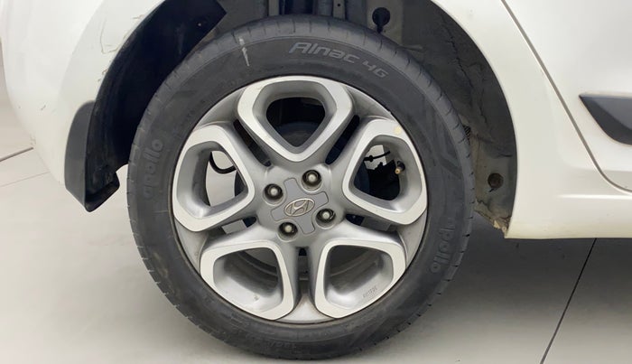 2019 Hyundai Elite i20 ASTA 1.2 (O), Petrol, Manual, 28,630 km, Right Rear Wheel