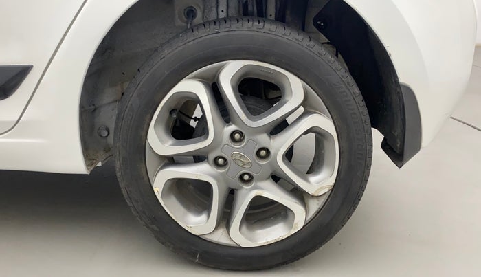 2019 Hyundai Elite i20 ASTA 1.2 (O), Petrol, Manual, 28,630 km, Left Rear Wheel