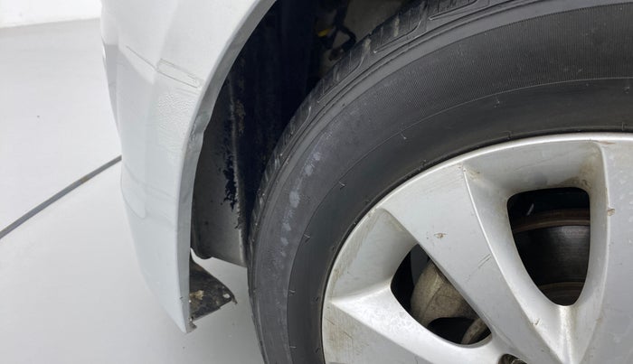 2015 Hyundai Verna FLUIDIC 1.6 CRDI S, Diesel, Manual, 74,345 km, Left fender - Lining missing