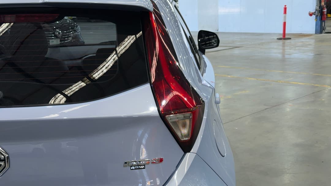 2022 MG Mg3 Auto Excite (with Navigation), Automatic, 14630 km, Badge (Boot Right Side)