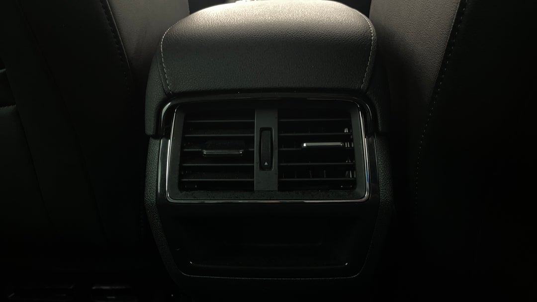 Rear A/C Vent