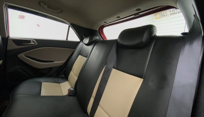 2014 Hyundai Elite i20 ASTA 1.2, Petrol, Manual, 65,307 km, Right Side Rear Door Cabin