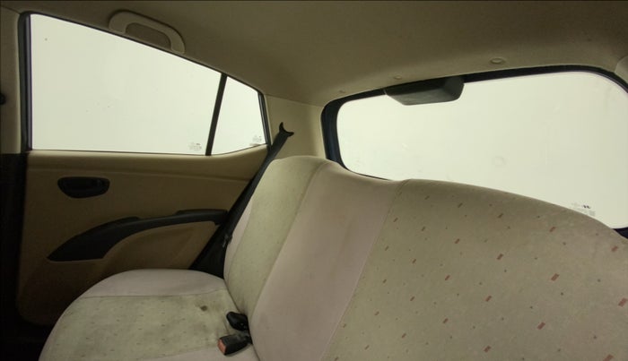 2010 Hyundai i10 MAGNA 1.2, Petrol, Manual, 40,594 km, Right Side Rear Door Cabin