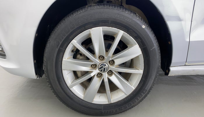 2015 Volkswagen Polo HIGHLINE1.2L PETROL, Petrol, Manual, 47,985 km, Left Front Wheel