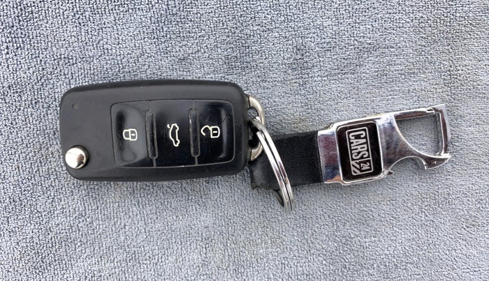 2015 Volkswagen Polo HIGHLINE1.2L PETROL, Petrol, Manual, 47,985 km, Key Close Up