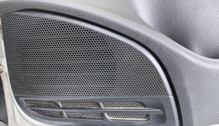 2015 Volkswagen Polo HIGHLINE1.2L PETROL, Petrol, Manual, 47,985 km, Speaker