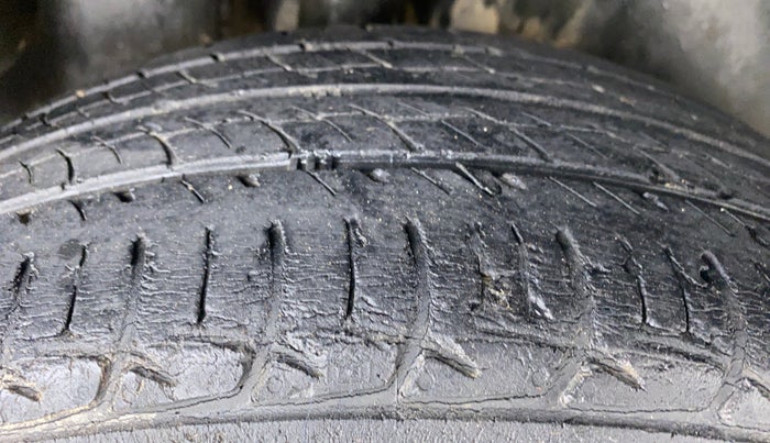 2015 Volkswagen Polo HIGHLINE1.2L PETROL, Petrol, Manual, 47,985 km, Right Rear Tyre Tread