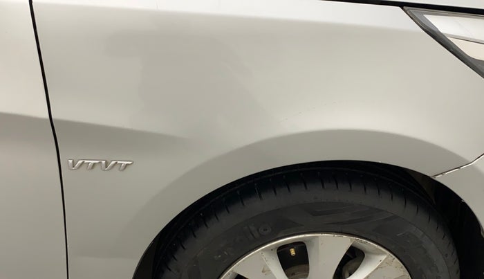 2015 Hyundai Verna FLUIDIC 4S 1.6 VTVT S, Petrol, Manual, 72,498 km, Right fender - Slightly dented