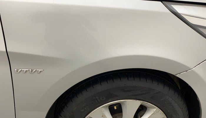 2015 Hyundai Verna FLUIDIC 4S 1.6 VTVT S, Petrol, Manual, 72,498 km, Right fender - Minor scratches