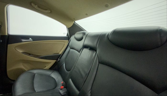 2015 Hyundai Verna FLUIDIC 4S 1.6 VTVT S, Petrol, Manual, 72,498 km, Right Side Rear Door Cabin