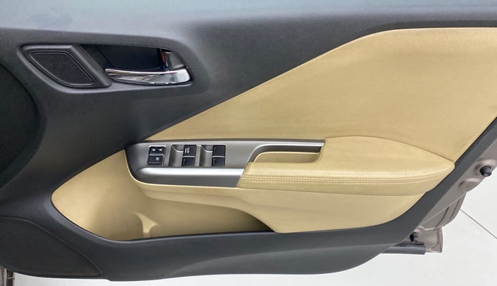 2015 Honda City VX MT PETROL, Petrol, Manual, 47,232 km, Driver Side Door Panels Control