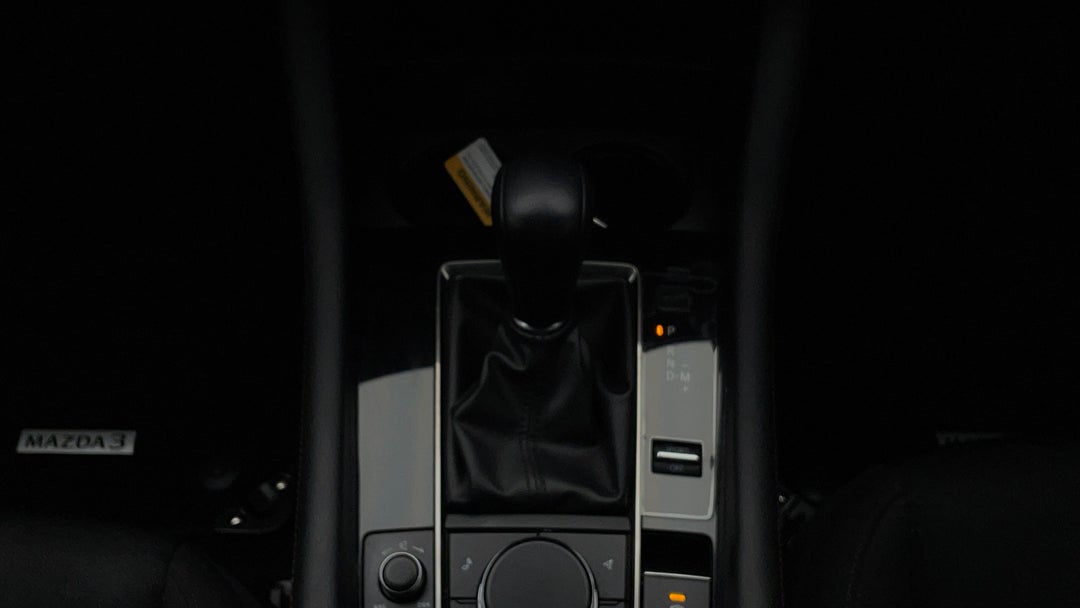 2023 Mazda 3 G25 Evolve Sp, Automatic, 11968 km, Gear Lever 