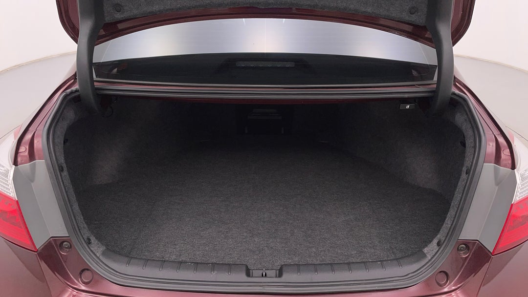 2013 Honda Accord Vti, Automatic, 83834 km, Boot Inside View