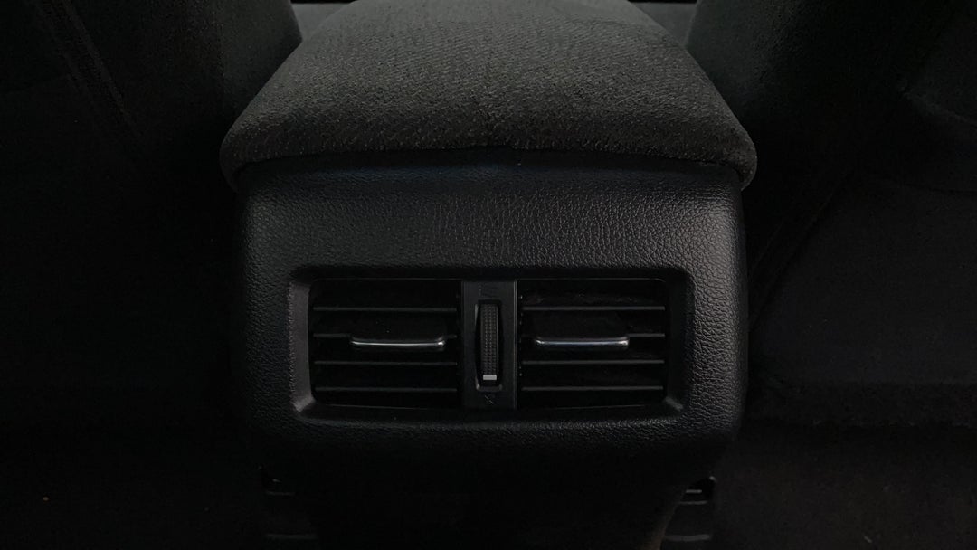 2013 Honda Accord Vti, Automatic, 83834 km, Rear A/C Vent