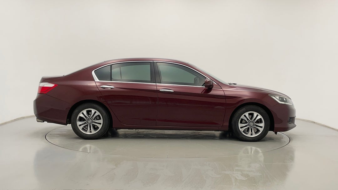 2013 Honda Accord Vti, Automatic, 83834 km, Right Side View
