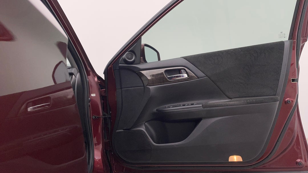 2013 Honda Accord Vti, Automatic, 83834 km, Speaker View