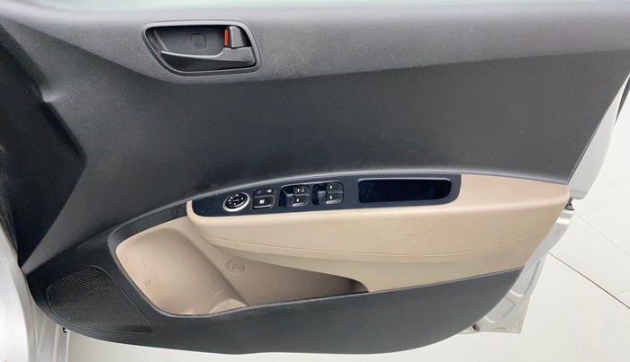 2017 Hyundai Grand i10 MAGNA 1.2 KAPPA VTVT, Petrol, Manual, 39,681 km, Driver Side Door Panels Control