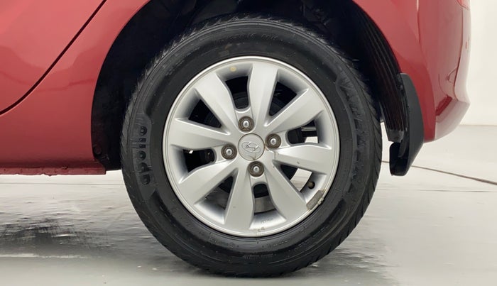 2014 Hyundai i20 SPORTZ 1.2 VTVT, Petrol, Manual, 23,178 km, Left Rear Wheel